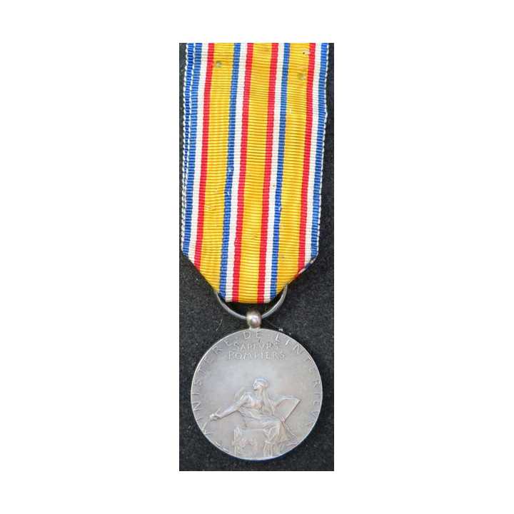 médaille des sapeurs pompiers du ministère de l'Intérieur en argent