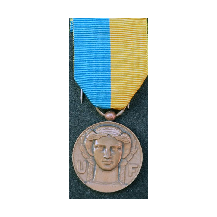 FRANCE : médaille de l'union fédérale des Combattants