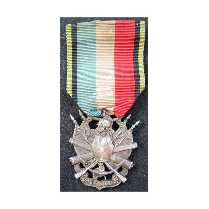 médaille vétérans Armée de Terre oublier jamais 1870-1871 revanchards