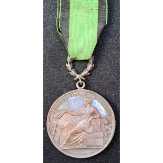 FRANCE : médaille de la société nationale d'encouragement au Bien