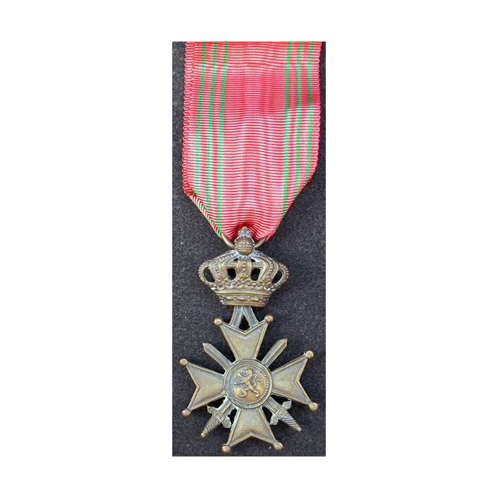 BELGIQUE : croix de guerre 1940-1945 en bronze