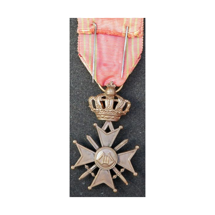 BELGIQUE : croix de guerre 1940-1945 avec palme Léopold en bronze