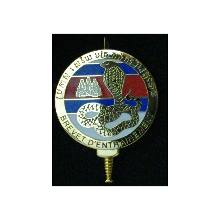 COMMANDO : insigne du brevet d'entrainement commando du Cambodge de fabrication Boussemart
