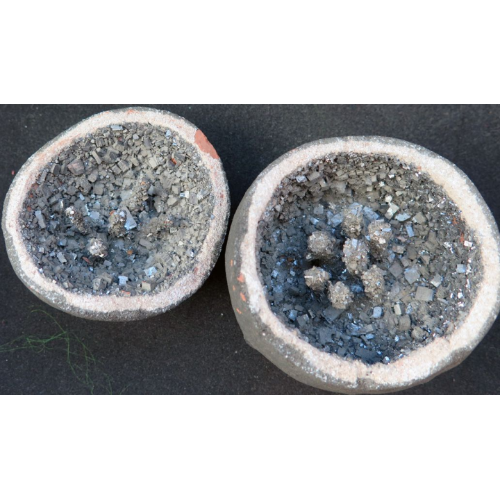 Géode artificielle : Imitation de géode de Galène en forme d'oeuf diamètre 7,5 cm