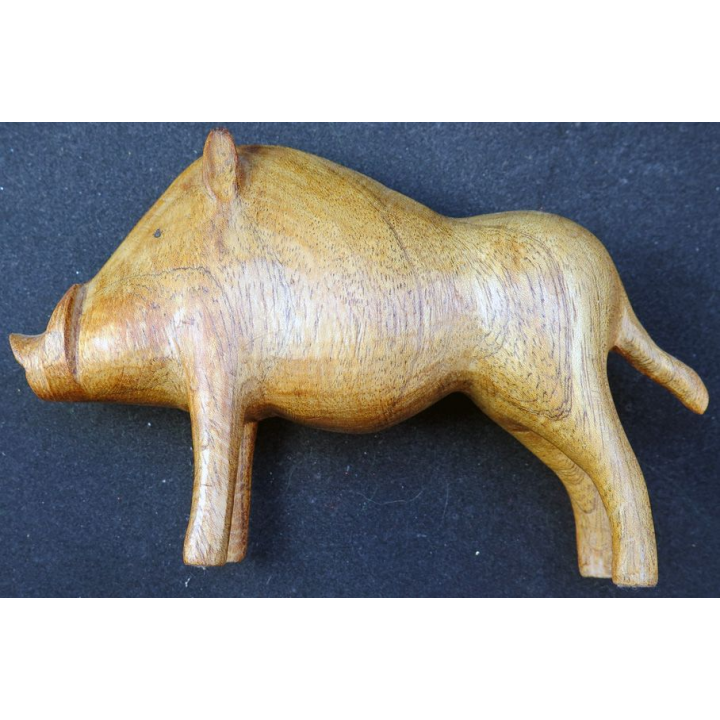 sanglier en bois sculpté 10 x 16 cm