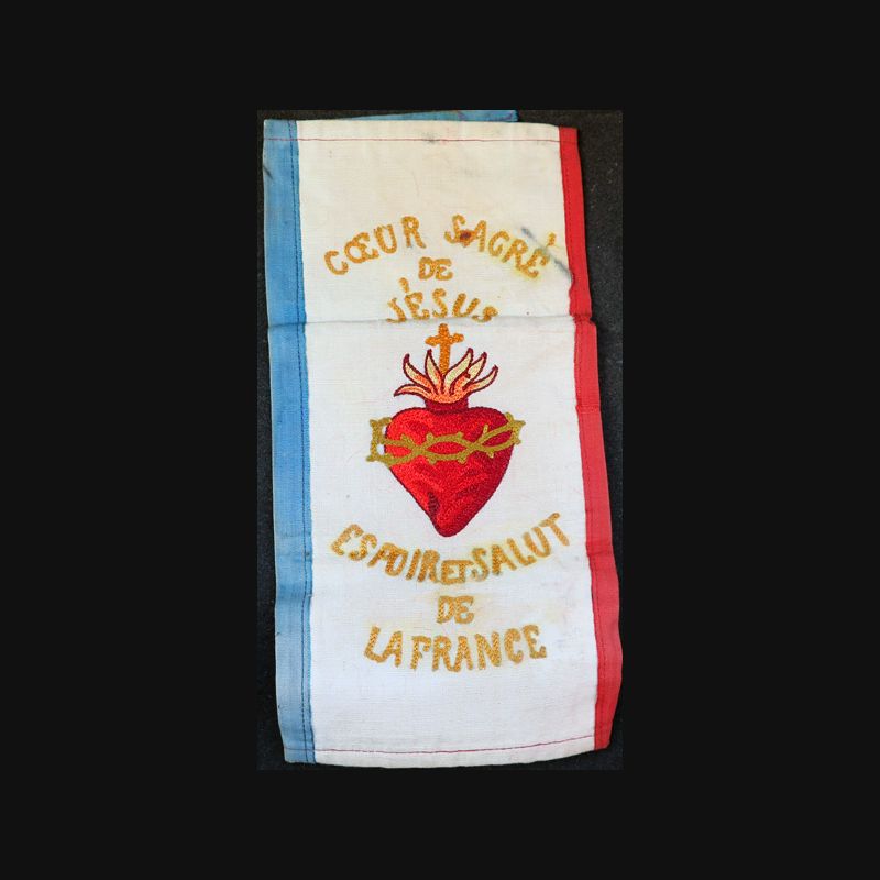 Vieux drapeau français Coeur sacré de