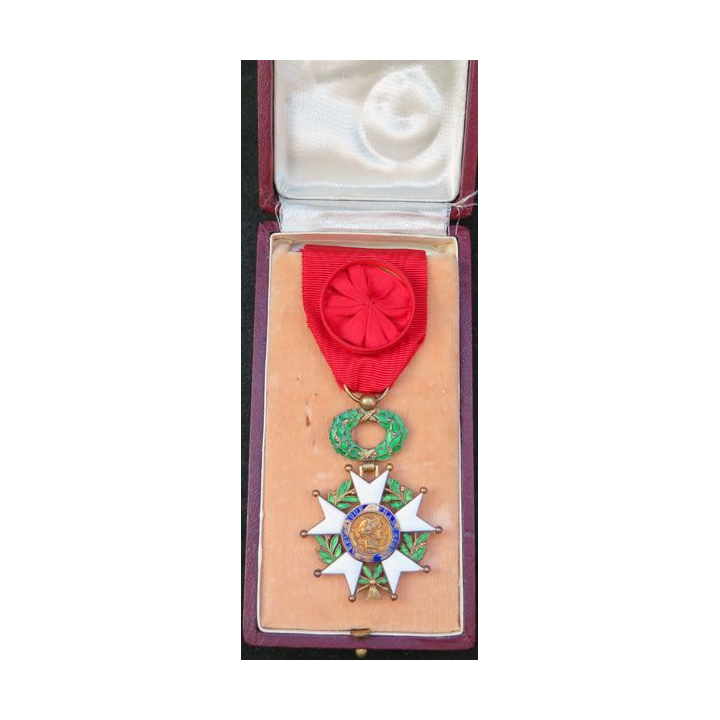 FRANCE : croix cd'officier de l'Ordre de la Légion d'Honneur