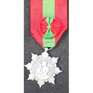 médaille de la famille française la Patrie reconnaissante grade argent