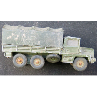 Camion Berliet Gazelle Dinky Toys n° 824 état moyen