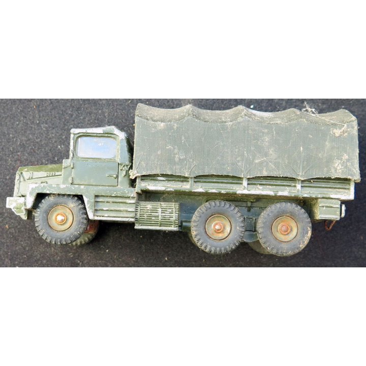 Camion Berliet Gazelle Dinky Toys n° 824 état moyen