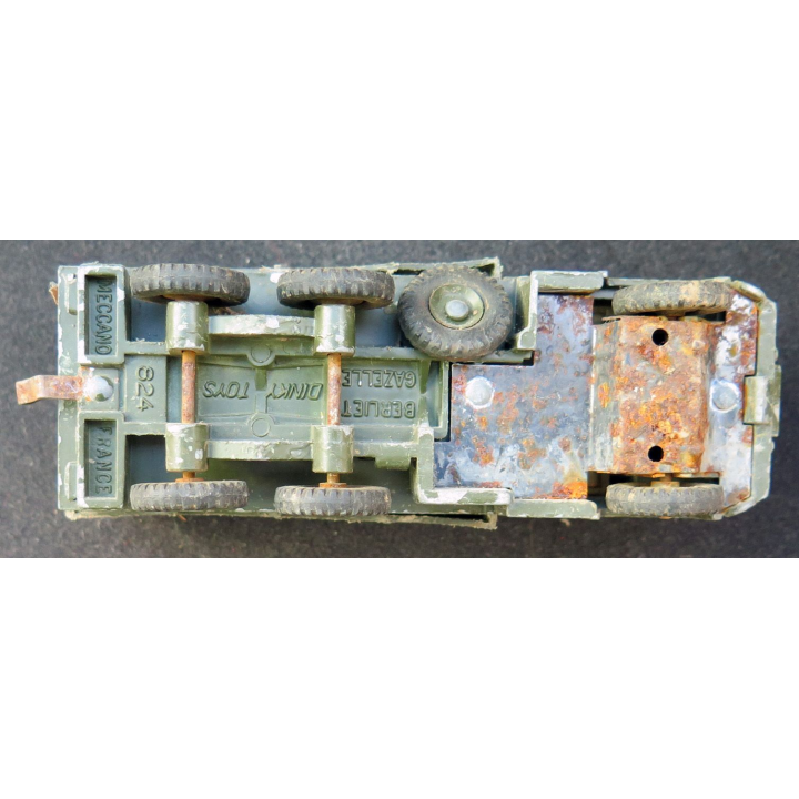 Camion Berliet Gazelle Dinky Toys n° 824 état moyen