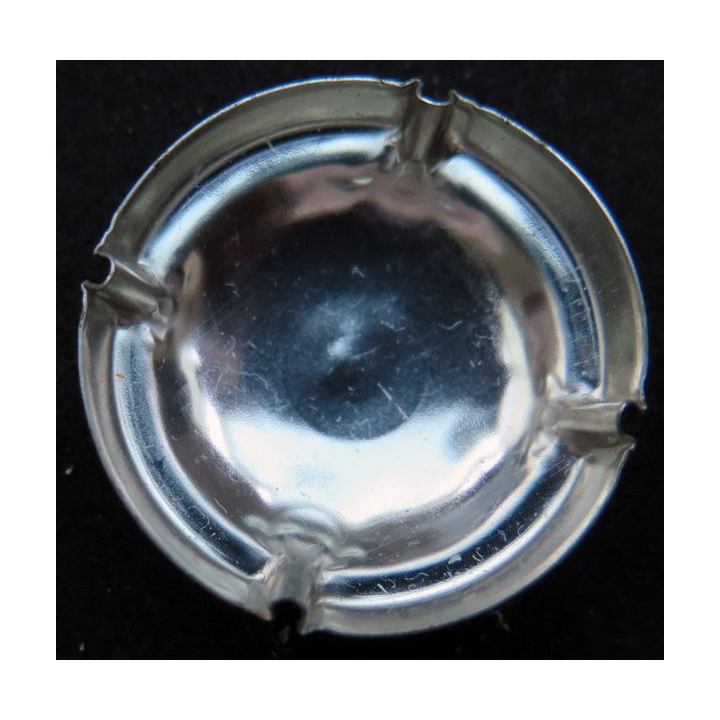 Capsule Muselet de champagne Chanoine n° 4 lettres rouges