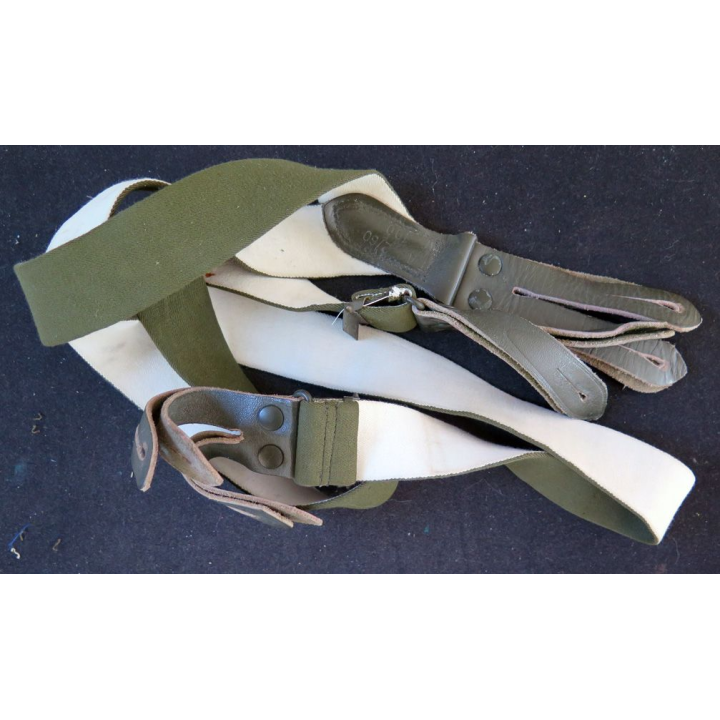 Paire de bretelles armée tchèque