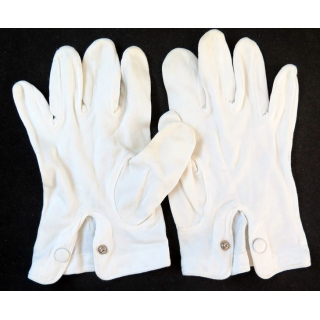 paire de gants blancs tenue de cérémonie taille 8 bouton laiton