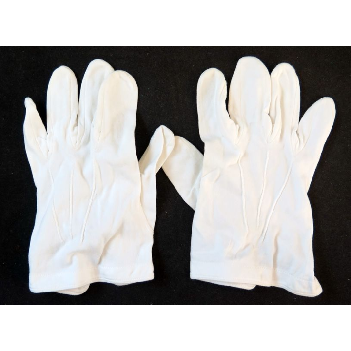 paire de gants blancs tenue de cérémonie taille 8 bouton laiton