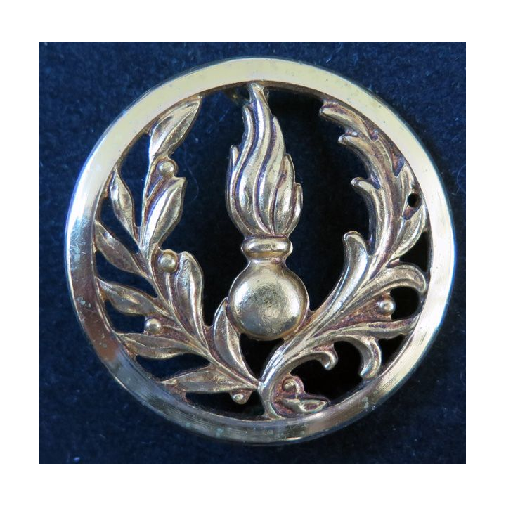 INTENDANCE : insigne de béret de l'Intendance et du commissariat 