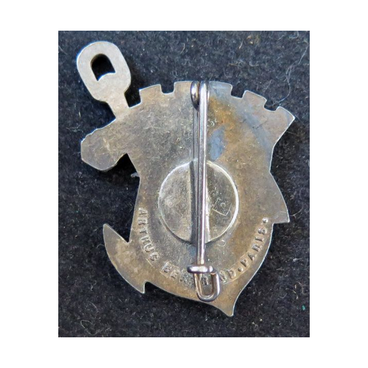 CIN BREST : insigne du centre d'instruction naval de Brest fabrication Arthus Bertrand émail