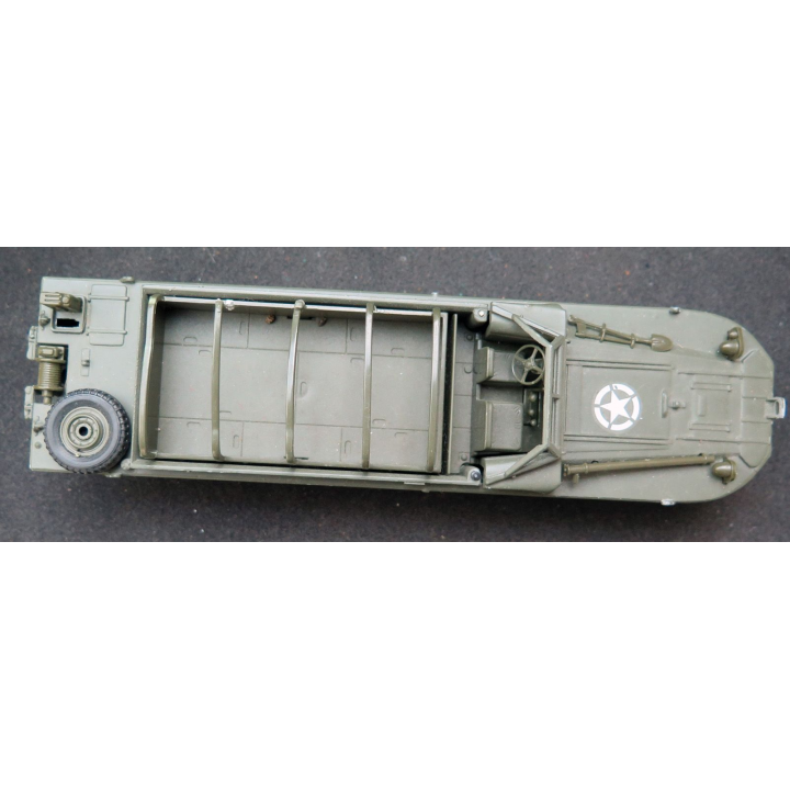 Véhicule transport amphibie GMC DUKW 353 n° 5 en métal  Solido