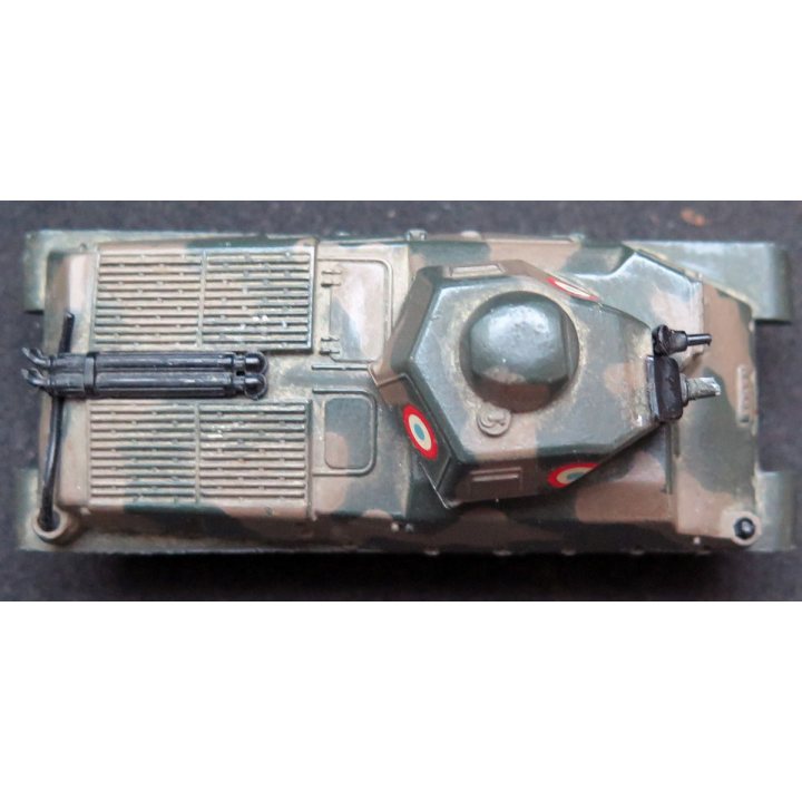 Char blindé SOMUA S 35 n° 234 3/73 en métal Solido sans chenilles