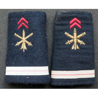 Paire de fourreau d'épaule d'adjudant de l'artillerie (modèle féminin)