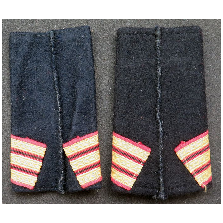 Paire de fourreau d'épaule de sergent chef des troupes de marine