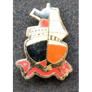 Pin's marine AMH (association maritime du Havre ?)
