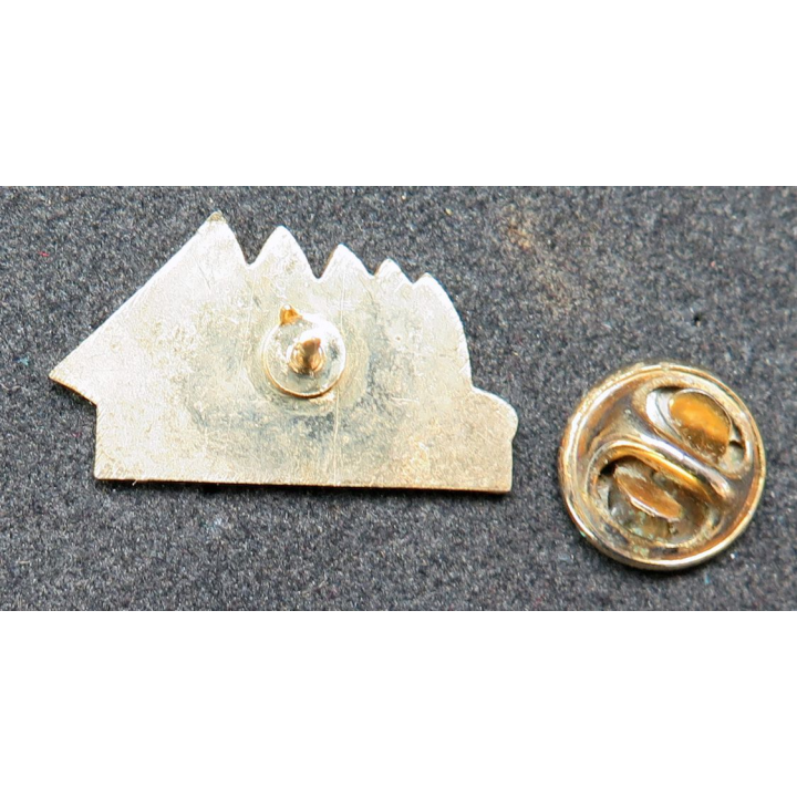 Pin's du Club MED 2 14 janvier 1991 Le Havre largeur 2,6 cm