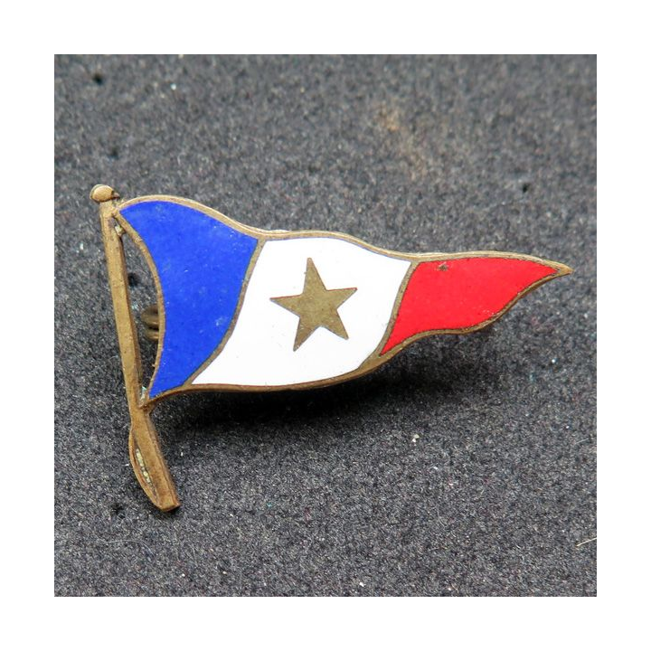 insigne du fanion émaillé français avec étoile en son centre ? largeur 3 cm