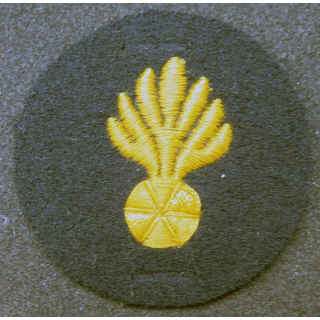 Insigne tissu EMP grenade en fils jaunes  non réglementaire