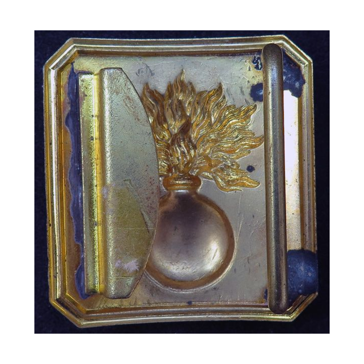 Plaque formant Agrafe pour ceinturon d'officier ou d'élève officier Grande Tenue 1976