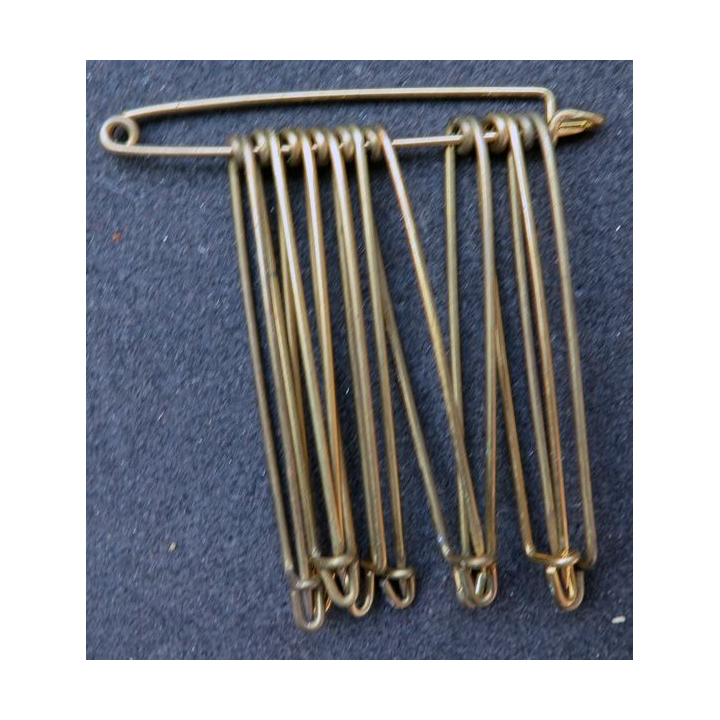 MILITARIA : lot de 10 épingles en laiton de dimensions 5,5 cm