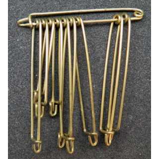MILITARIA : lot de 10 épingles en laiton de dimensions variées