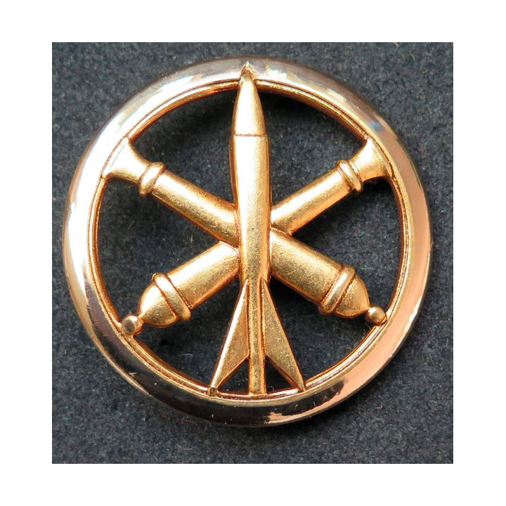 Insigne de béret de l'artillerie de fabrication Coinderoux