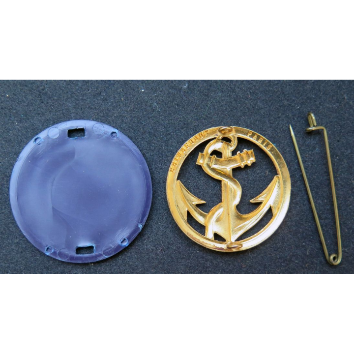 Insigne de béret des Troupes de Marine Fabrication Coinderoux sur support bleu Marine