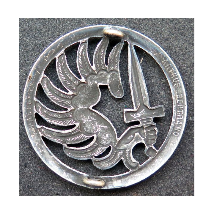 BERET PARA : insigne de béret des régiments des troupes aéroportées