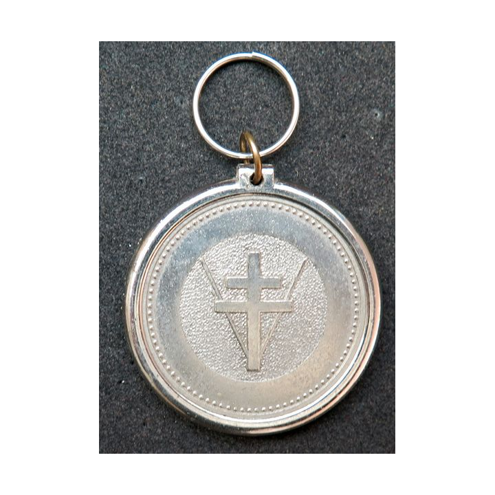 Médaille (Porte clefs ?) du Général Charles de Gaulle avec au dos la Croix de Lorraine