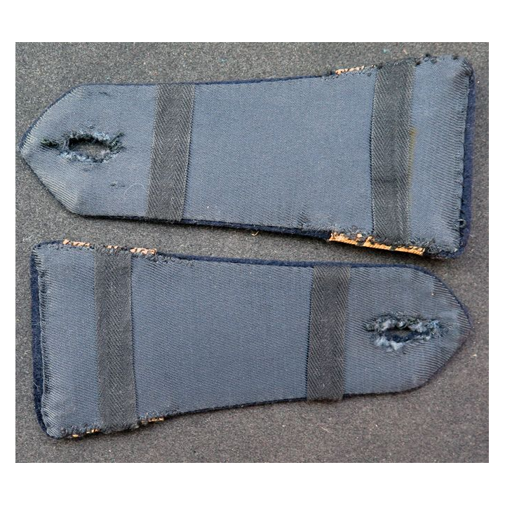 Paire d'épaulettes de capitaine d'infanterie