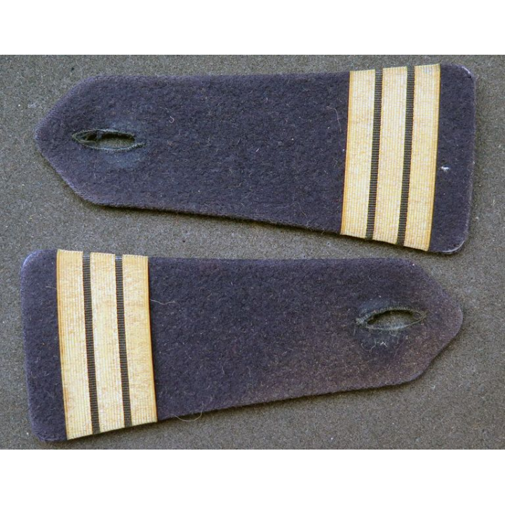 Paire d'épaulettes de capitaine d'infanterie