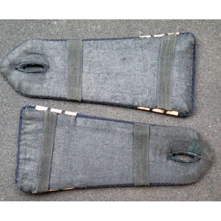 Paire d'épaulettes de capitaine d'infanterie