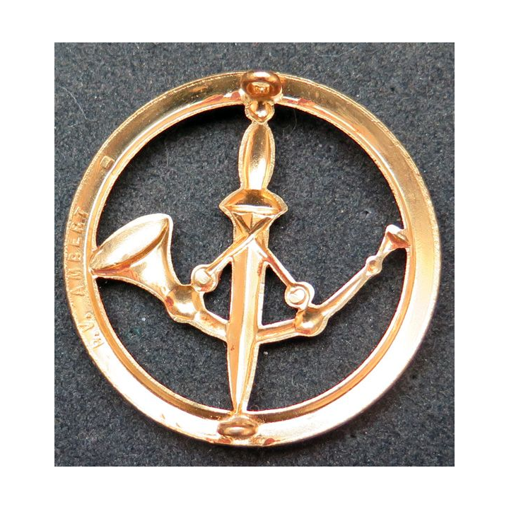Insigne de béret de la Poste aux armées en métal doré Béraudy Vaure