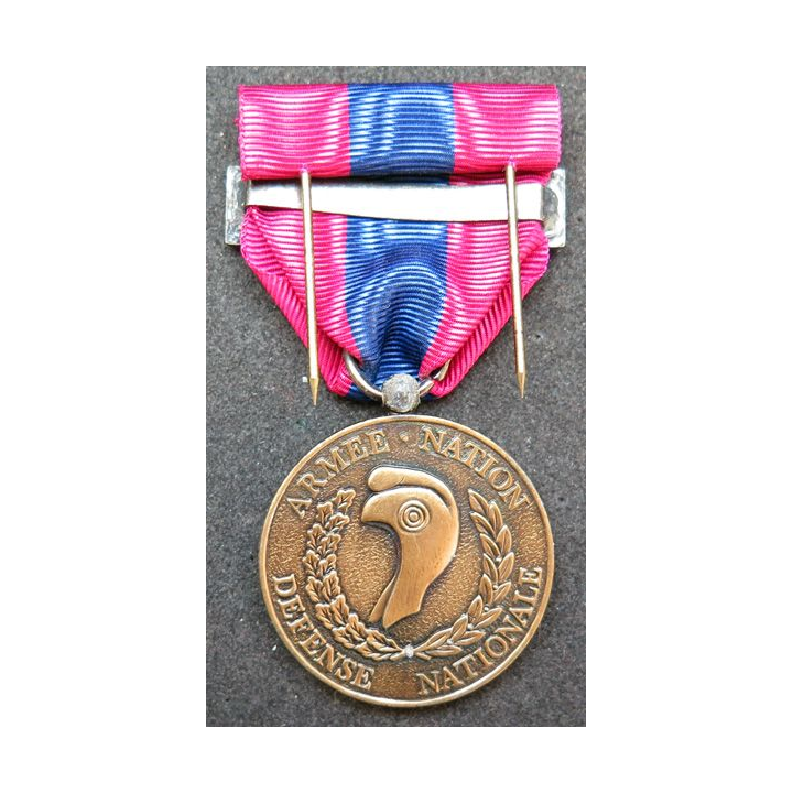 FRANCE : médaille de la défense nationale bronze avec barrette Force aérienne tactique