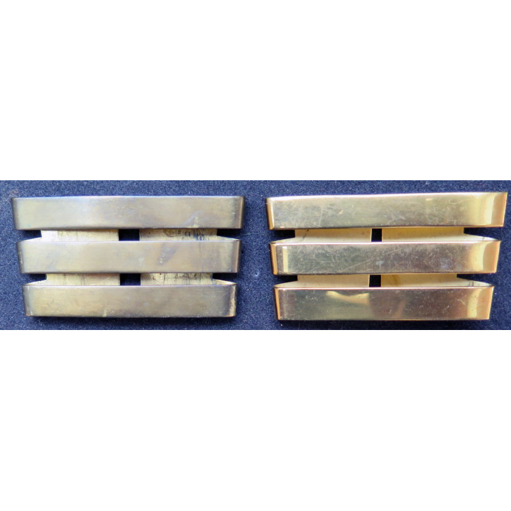 Paire de Galons métalliques d'épaule de capitaine en métal épais