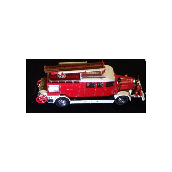 MATCHBOX MODELS OF YESTERYEAR YFE07 1938 MERCEDES KS15 FIRE TRUC