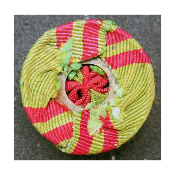 TUNISIE : Rosette du Nicham Iftikhar 3 cm de diamètre