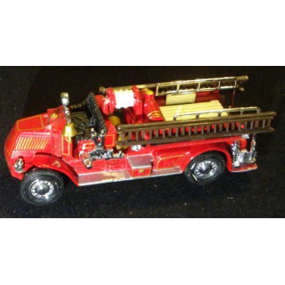 MATCHBOX MODELS OF YESTERYEAR YFE01 1920 MACK AC FIRE ENGINE