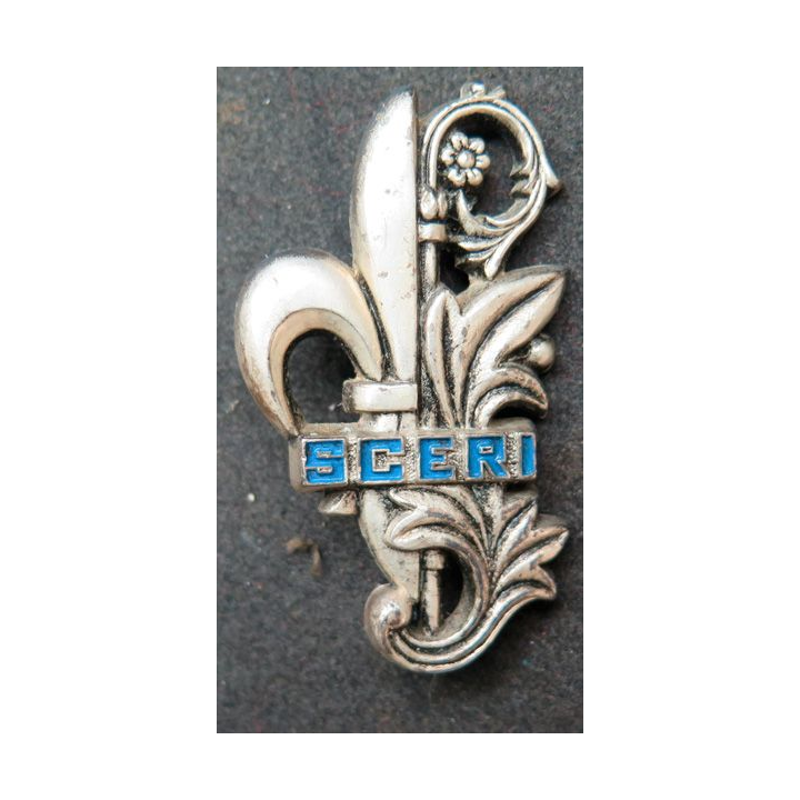 SCERI : insigne métallique du service central d'études et de réalisations de l'intendance G. 2702