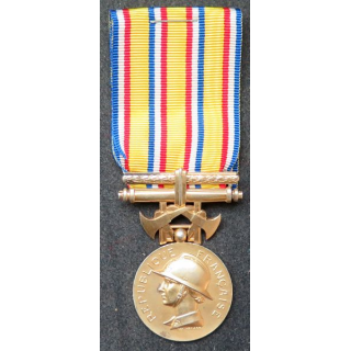 FRANCE : médaille d’honneur des sapeurs-pompiers 25 ans