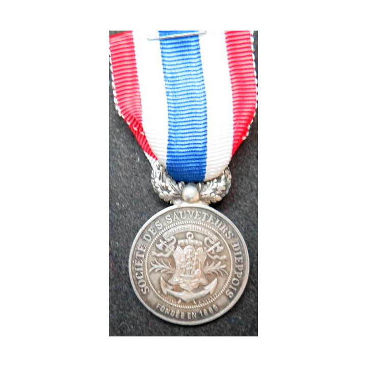 FRANCE : médaille en Argent des sauveteurs dieppois fondée en 1889