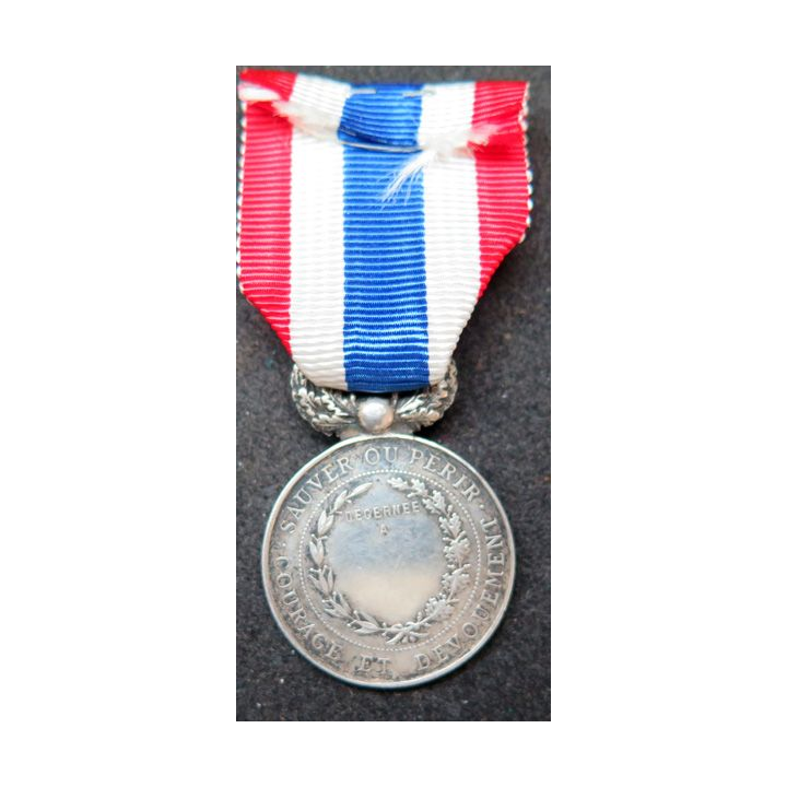 FRANCE : médaille en Argent des sauveteurs dieppois fondée en 1889