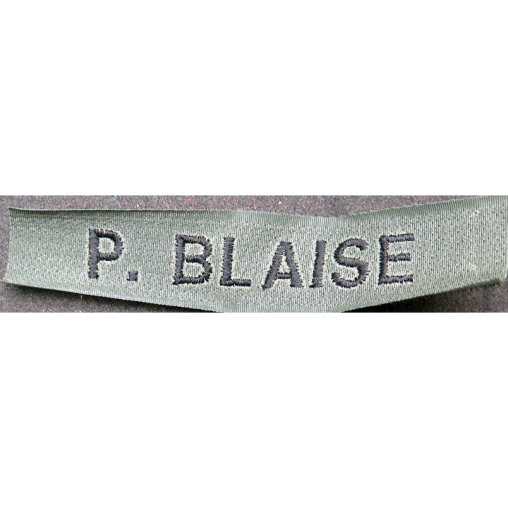 bande patronimique verte armée au nom de P. Blaise